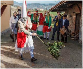 El Museo acoge la muestra ¡Vuelven los aguinaldeiros! en torno a las mascaradas de invierno