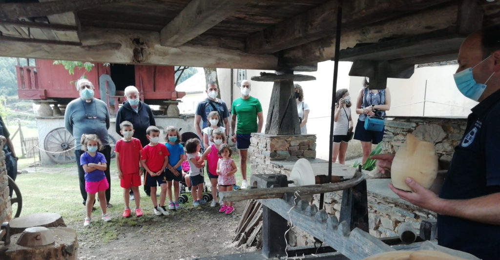 Recorrido especial guiado por los niños y niñas de la Asociación de Amigos del Museo